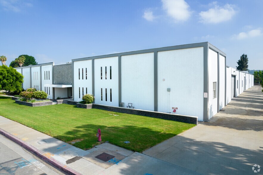 More Photos Of 17055 E Gale Ave, City Of Industry Manufacturing For Lease