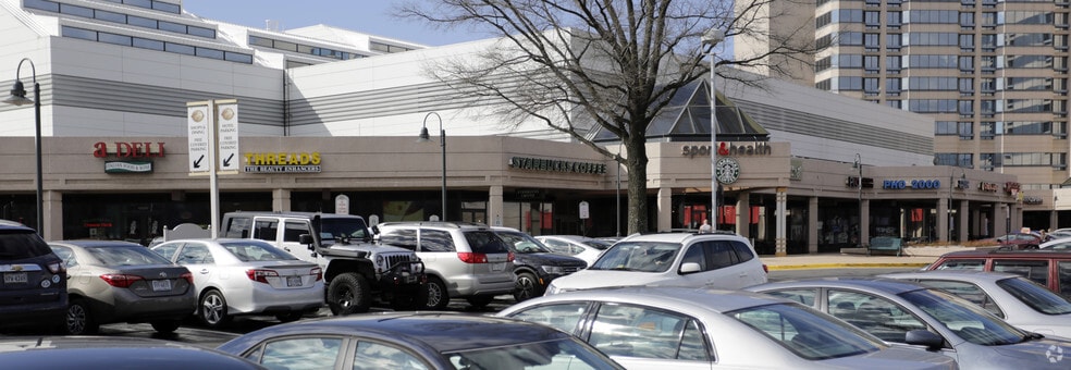 More Photos Of 13001-13079 Worldgate Dr, Herndon Freestanding For Lease