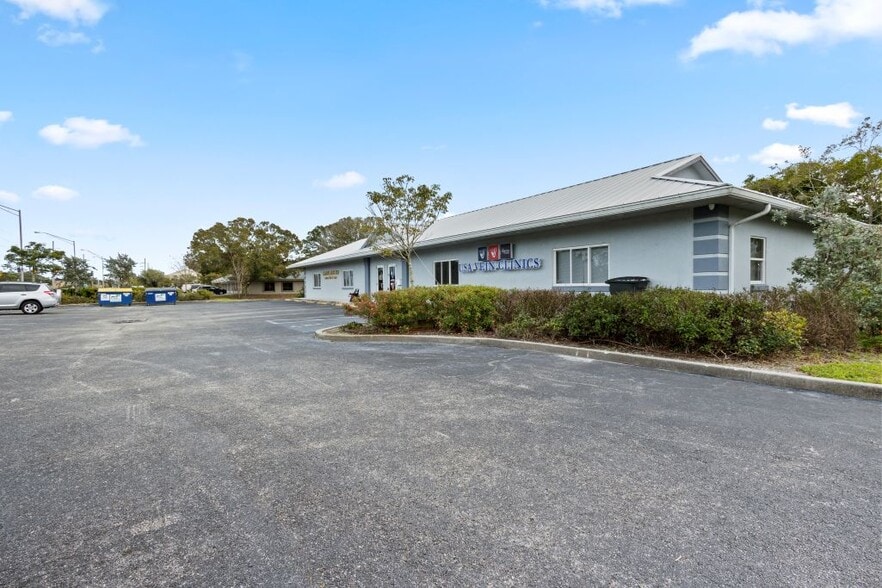More Photos Of 1908-1910 SE Port St Lucie Blvd, Port Saint Lucie Medical For Sale