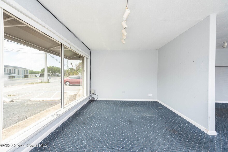 More Photos Of 804-806 Forrest Ave, Cocoa Loft Creative Space For Lease