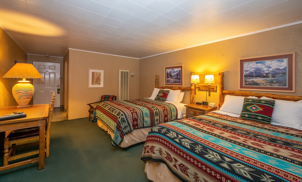 More Photos Of 627 Sudderth Dr, Ruidoso Hotel For Sale
