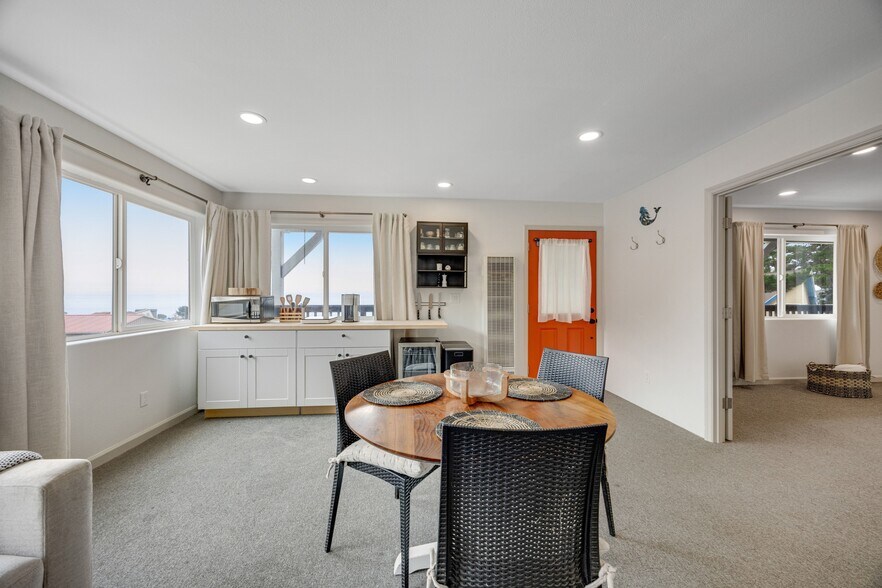More Photos Of 129 Lower Pacific Dr, Whitethorn General Retail For Sale