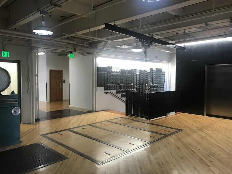 More Photos Of 2222 NE Oregon St, Portland Unknown For Lease