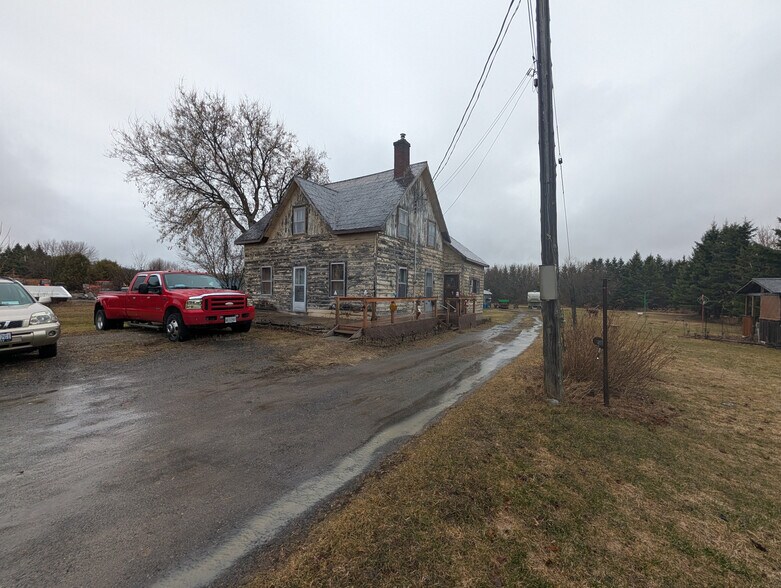 More Photos Of 1120-1126 March Rd, Ottawa General Retail For Sale