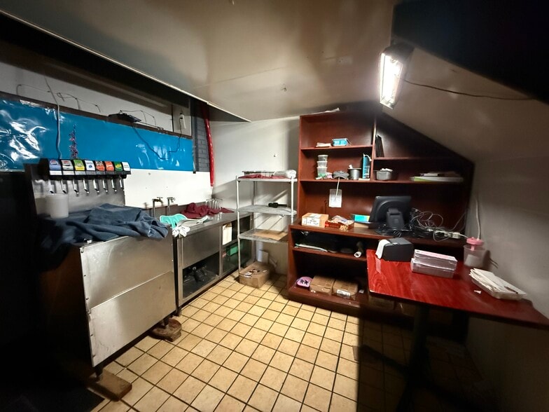 More Photos Of 121 Depot St, Milford Restaurant For Sale