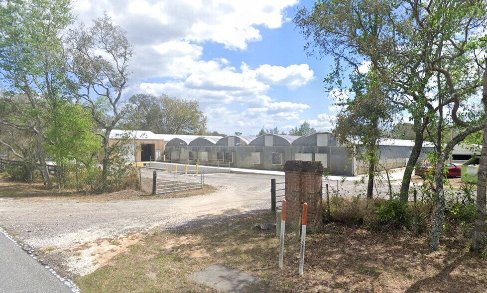 Primary Photo Of 17936 W Phil C Peters Rd, Winter Garden Garden Center For Sale