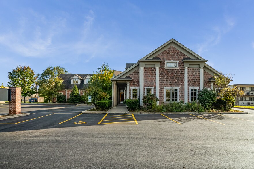 More Photos Of 30 Uno Cir, Joliet Medical For Lease