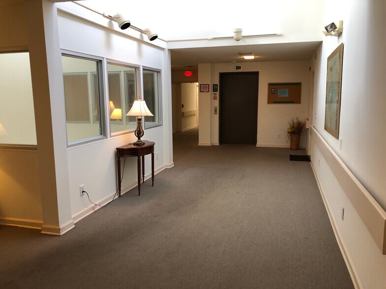 More Photos Of 1300 Pamlico St, Charlotte Apartments For Sale