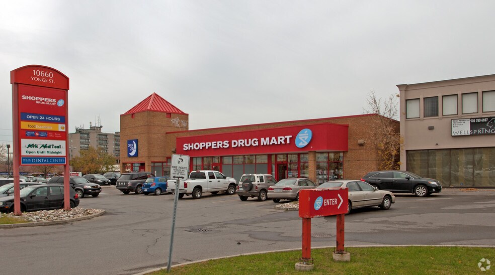 More Photos Of 10660 Yonge St, Richmond Hill General Retail For Sale