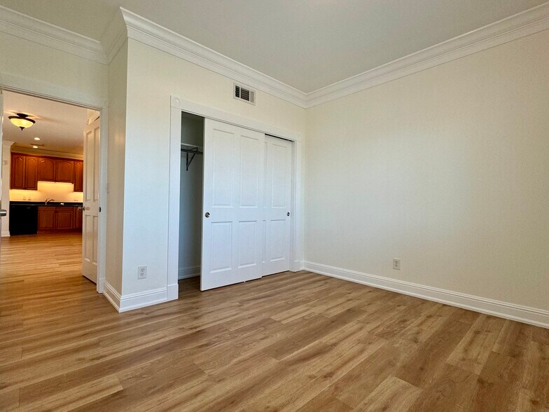More Photos Of 2415 San Pablo Ave, Oakland Apartments For Sale