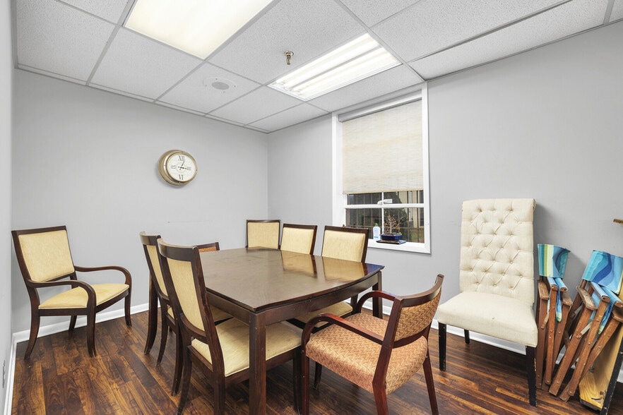 More Photos Of 122 Central Ave, Clark Storefront Retail Office For Sale