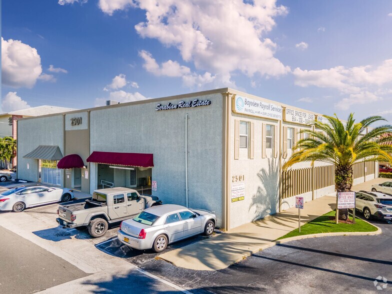 Primary Photo Of 2501 E Commercial Blvd, Fort Lauderdale Medical For Lease