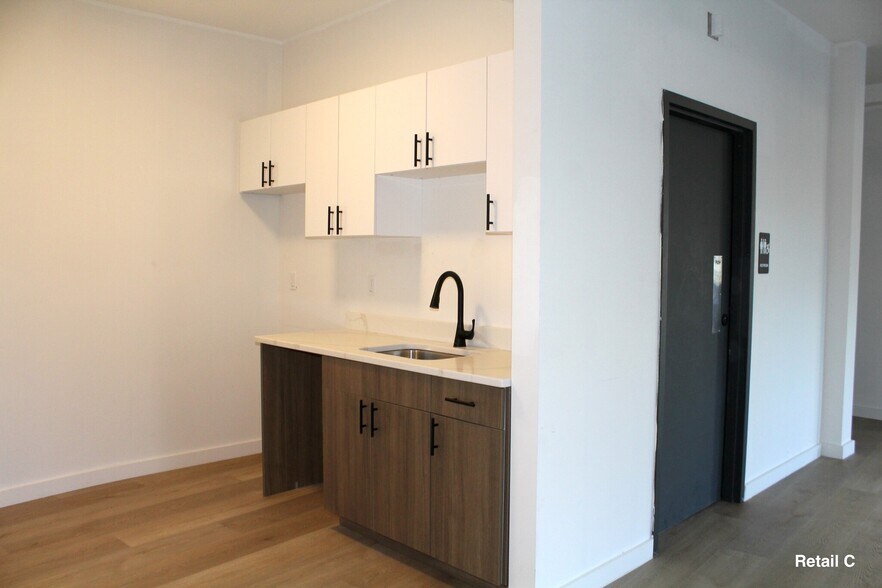 More Photos Of 821 E Main St, Stamford Apartments For Lease