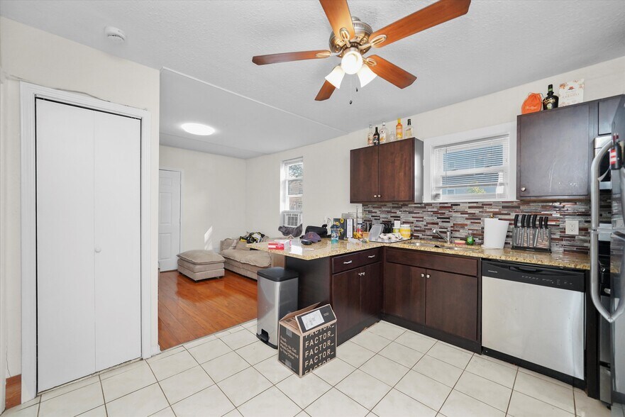 More Photos Of 3501 W Palmer St, Chicago Apartments For Sale