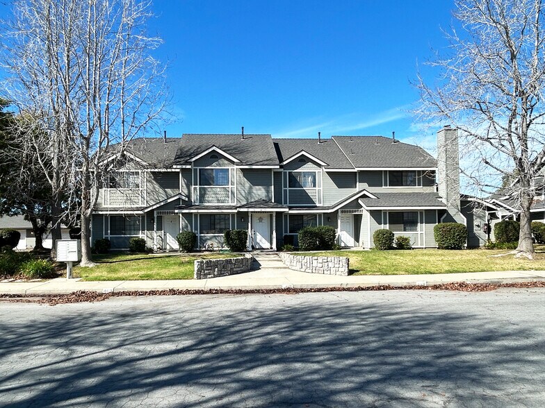 Primary Photo Of 409-415 Tiffany Dr, Santa Maria Apartments For Sale