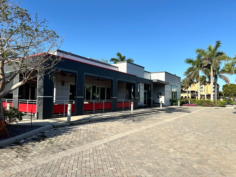 More Photos Of 3936 Tamiami Trl N, Naples Office For Sale