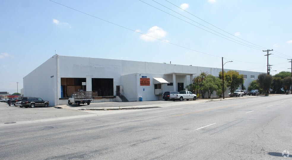 Primary Photo Of 6021 Bandini Blvd, Los Angeles Warehouse For Lease
