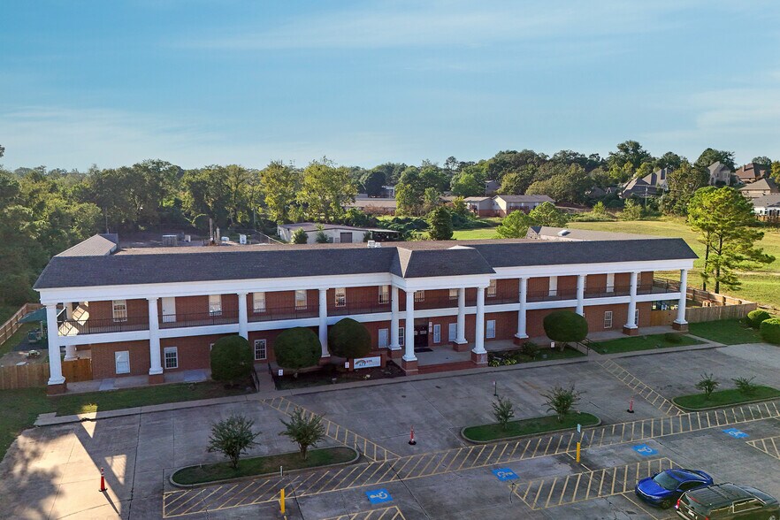 Primary Photo Of 1340 S Waldron Rd, Fort Smith Medical For Sale