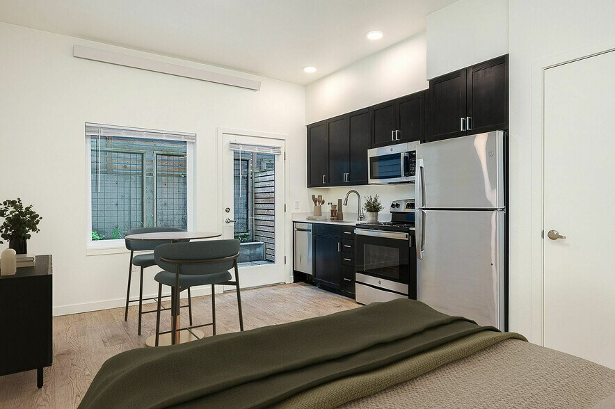 More Photos Of 330 NE Dekum St, Portland Apartments For Sale