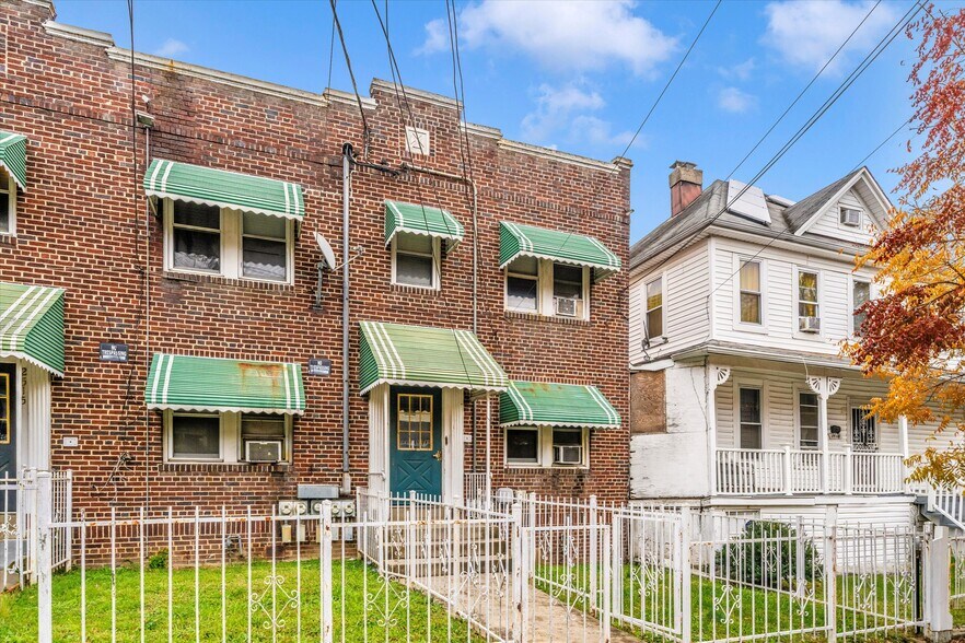 More Photos Of 2513-2515 22nd St NE, Washington Apartments For Sale