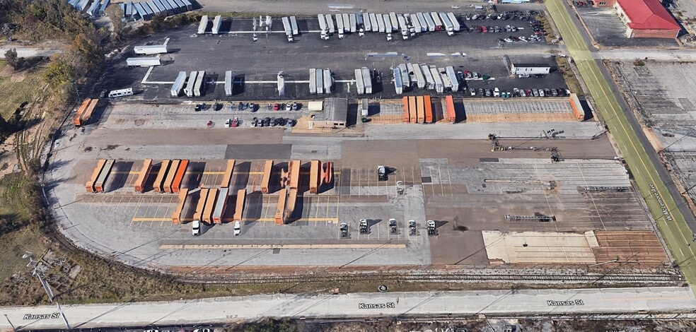 More Photos Of 181 W McLemore Ave, Memphis Land For Lease