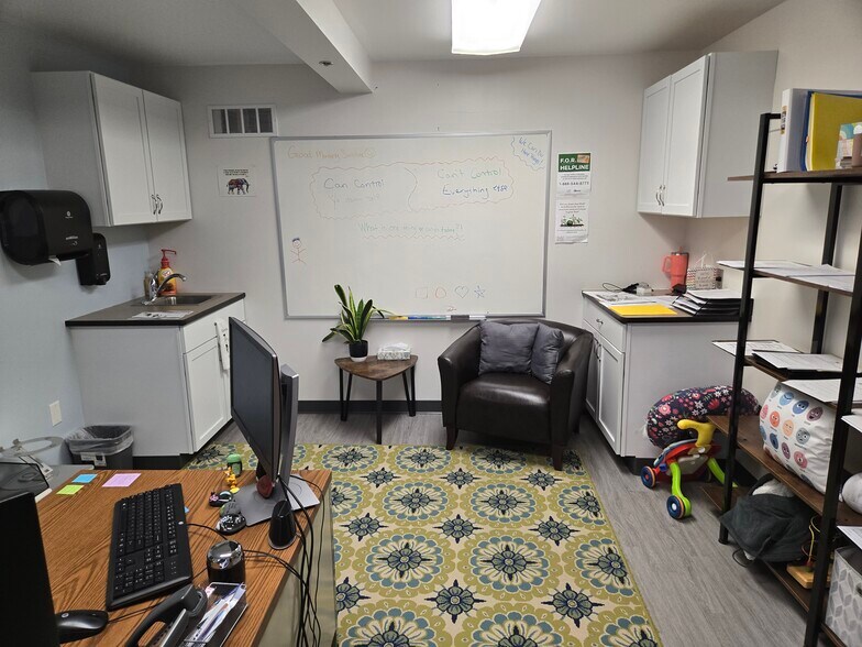 More Photos Of 690 S Trumbull St, Bay City Loft Creative Space For Sale