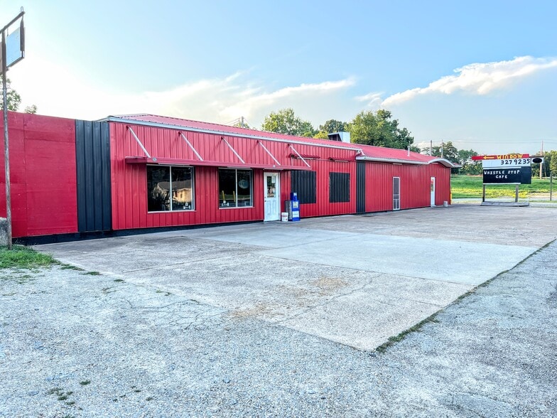 Primary Photo Of 131 N Front St, Park Hills Restaurant For Sale