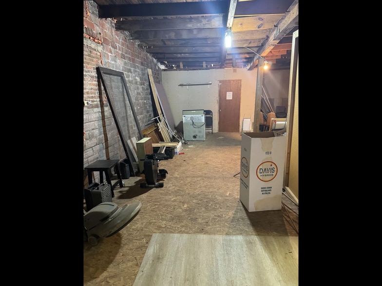 More Photos Of 107 E Jefferson St, Bloomfield Office Residential For Sale