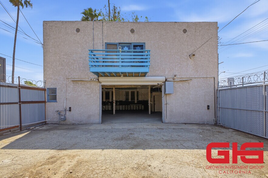 More Photos Of 2020 S Mesa St, San Pedro Industrial For Sale