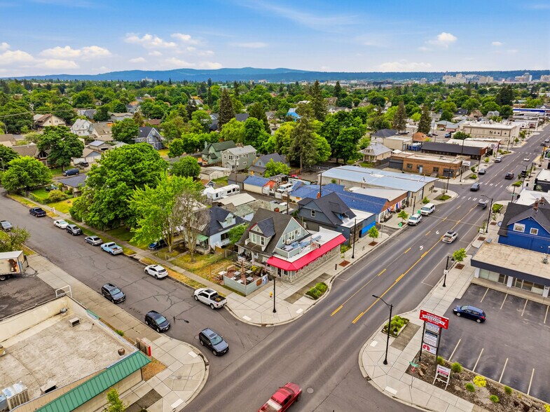 More Photos Of 2926 N Monroe St, Spokane Bar For Sale