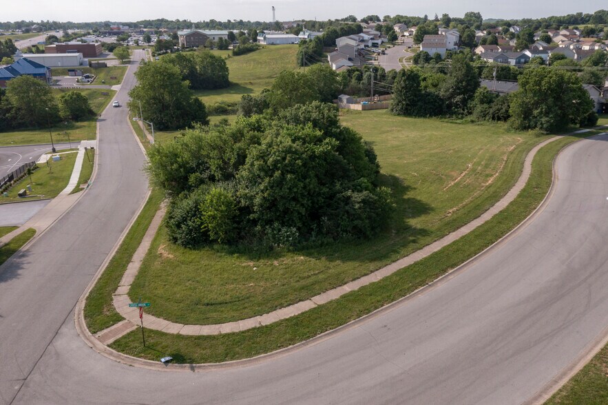 More Photos Of 529 Bullion Blvd, Winchester Land For Sale