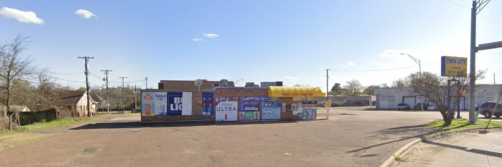 More Photos Of 1122 N State Line Ave, Texarkana Convenience Store For Sale