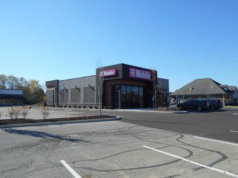 More Photos Of 4901-5151 E 82nd St, Indianapolis Unknown For Lease