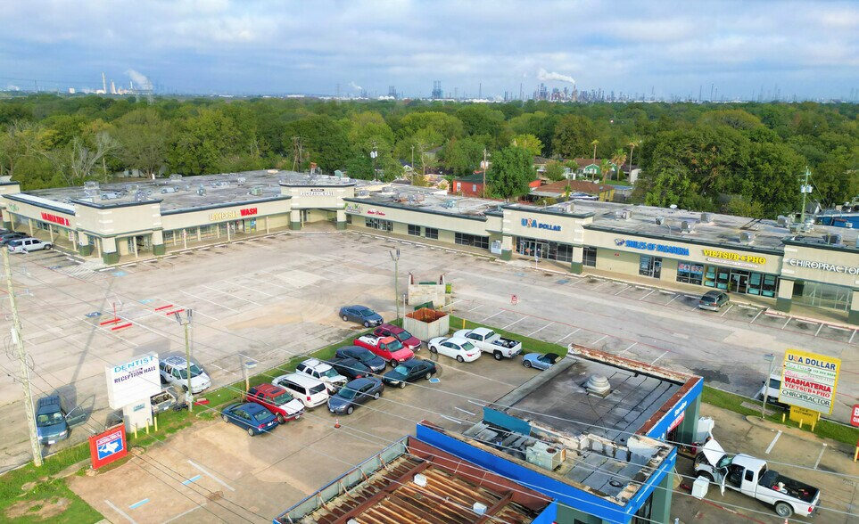 More Photos Of 918 W Southmore Ave, Pasadena Freestanding For Lease