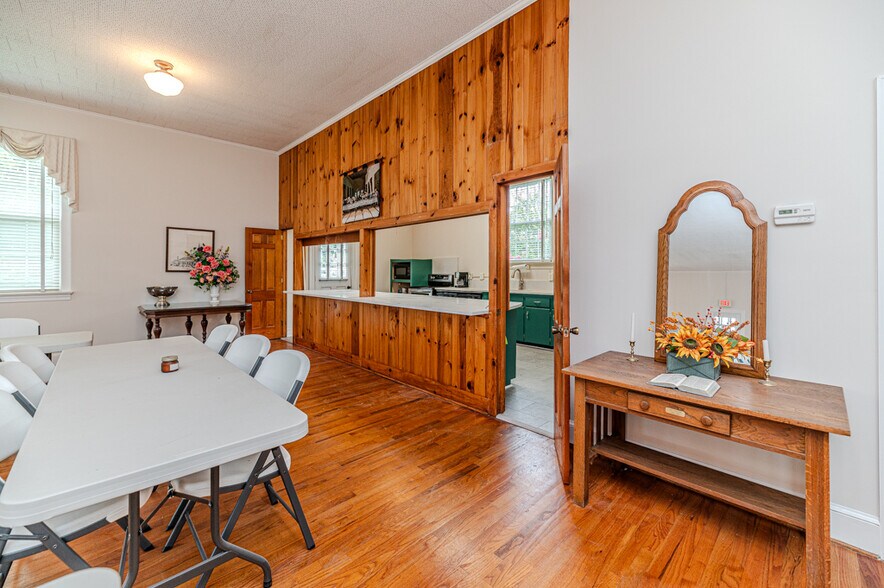 More Photos Of 211 Main st, Broadway Religious Facility For Sale