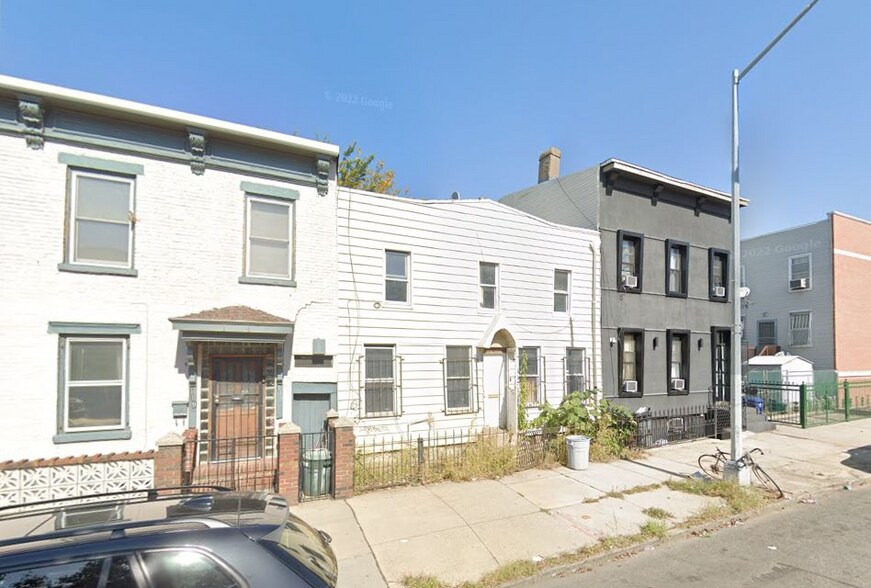 More Photos Of 121 Macdougal St, Brooklyn Land For Sale