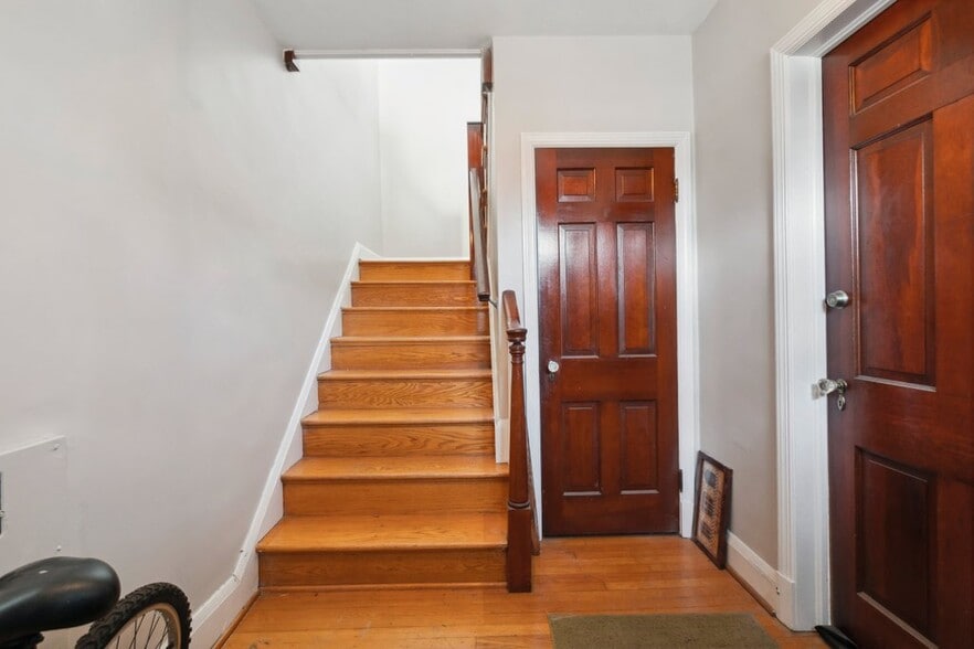 More Photos Of 310 Gittings Ave, Baltimore Apartments For Sale