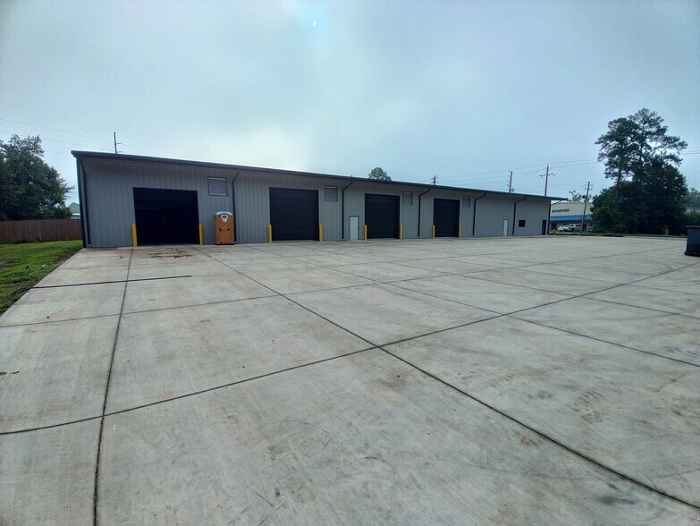 More Photos Of 4354 Halls Mill Rd, Mobile Warehouse For Lease