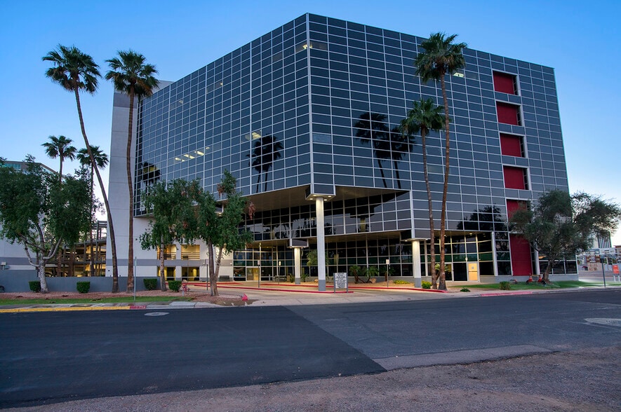 More Photos Of 3330 N 2nd St, Phoenix Medical For Lease