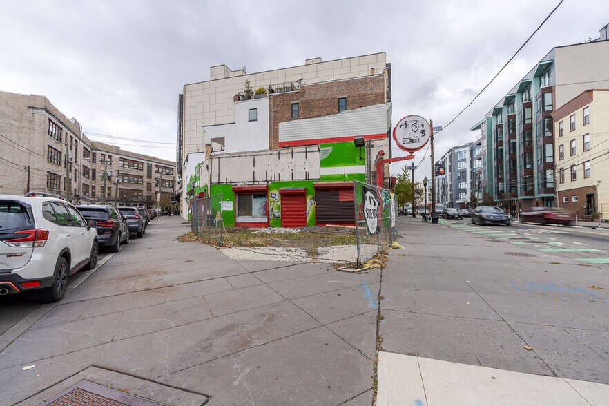 More Photos Of 325-329 Newark Ave, Jersey City Land For Sale