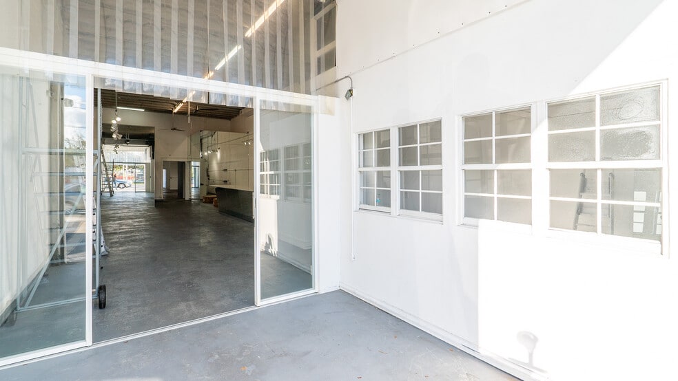 More Photos Of 363-367 NE 61st St, Miami Loft Creative Space For Lease