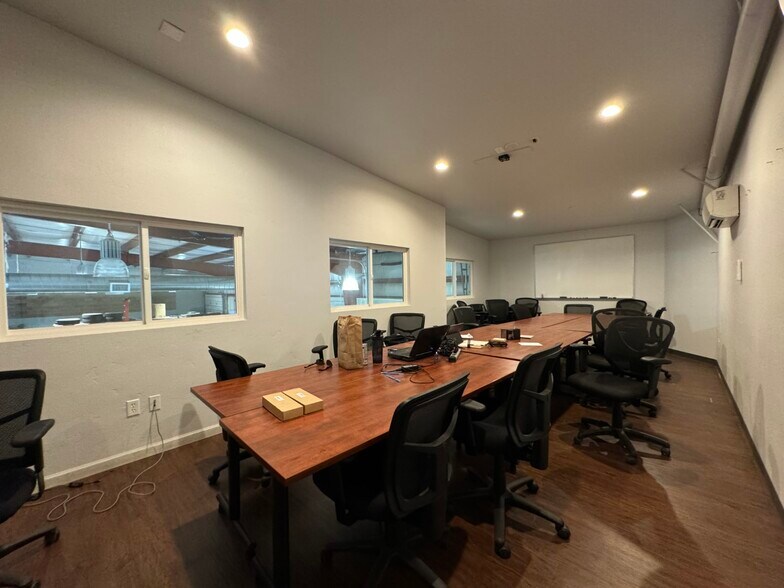 More Photos Of 2881 S 31st Ave, Greeley Warehouse For Sale