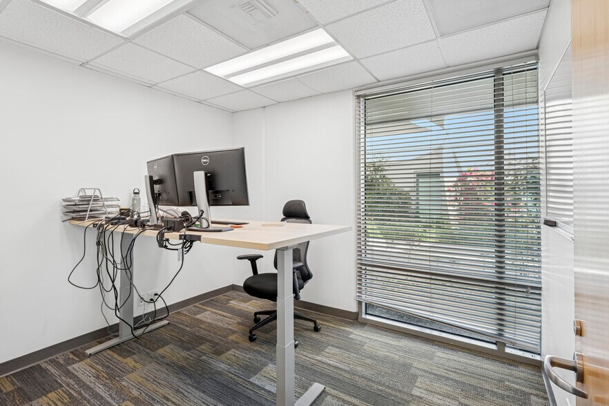 More Photos Of 4115 Sorrento Valley Blvd, San Diego Office For Lease