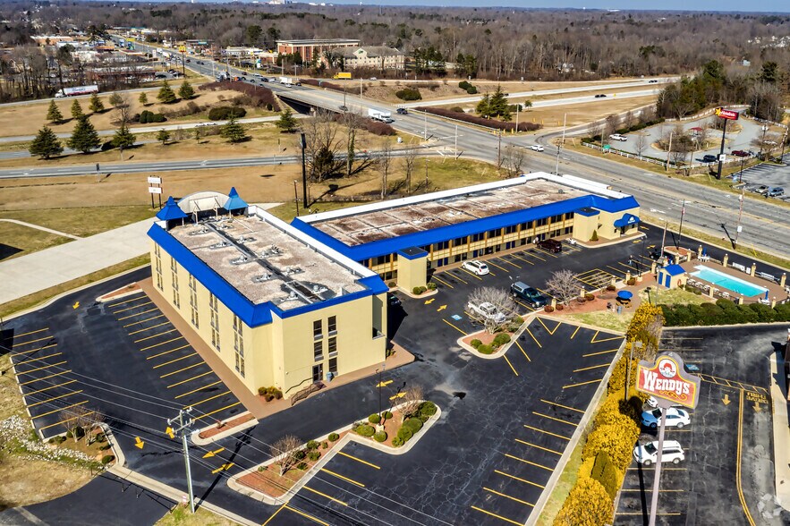 More Photos Of 10002 S Main St, Archdale Hotel For Sale