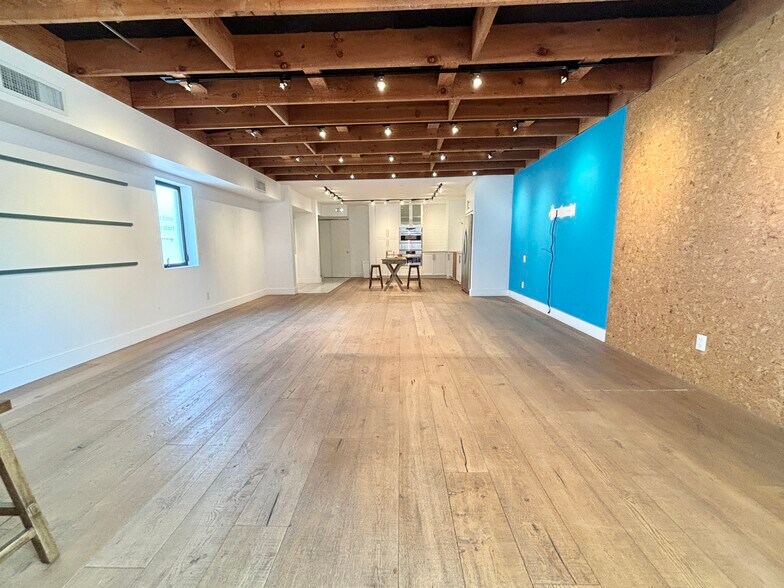 More Photos Of 46 E Monterey Way, Phoenix Medical For Lease