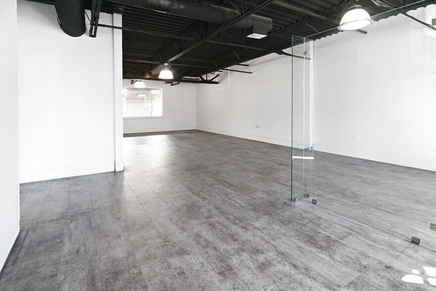 More Photos Of 44632 Guilford Dr, Ashburn Flex For Lease
