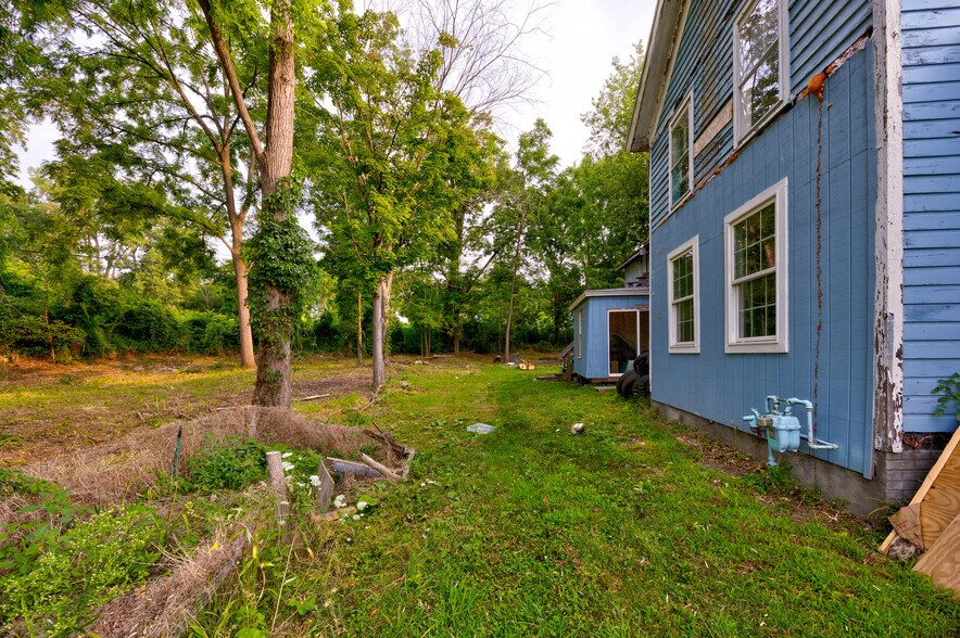 More Photos Of 35 Union St, Ballston Spa Flex For Sale