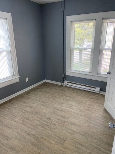 More Photos Of 1918 W Washington St, Indianapolis Apartments For Sale