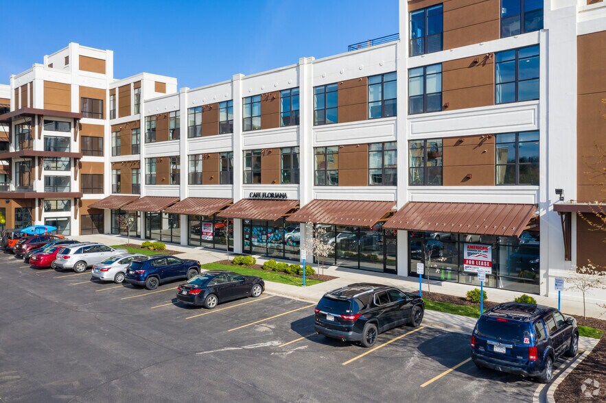 More Photos Of 611 Veterans Ave, West Bend Apartments For Lease