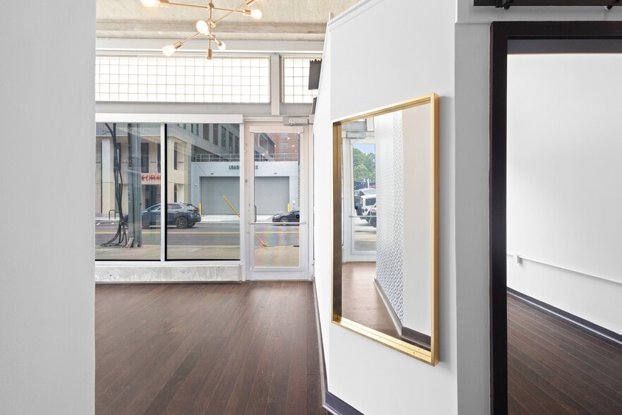 Primary Photo Of 660 Glen Iris Dr NE, Atlanta General Retail For Sale